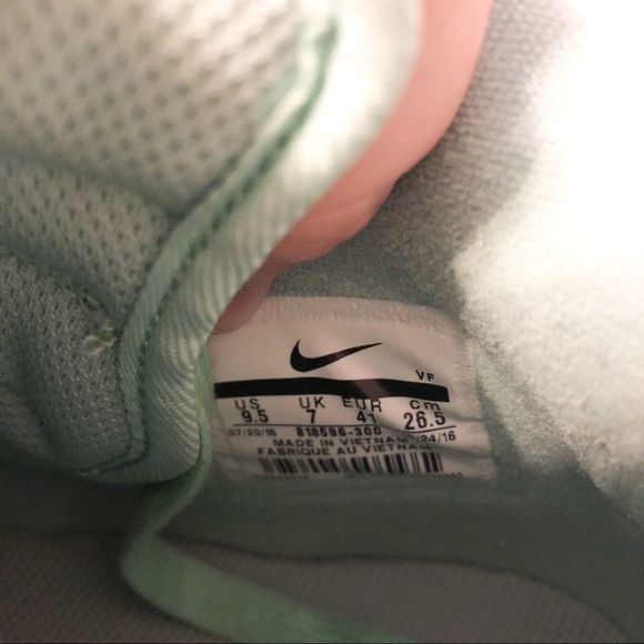 Nike Mint Green Air Force 1 07 Mid Season Size 9.5 - Picture 5 of 14